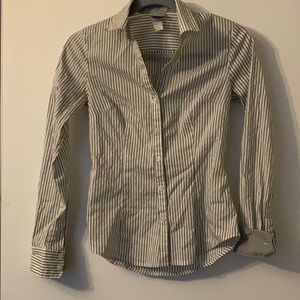 H&M white & navy pinstriped shirt